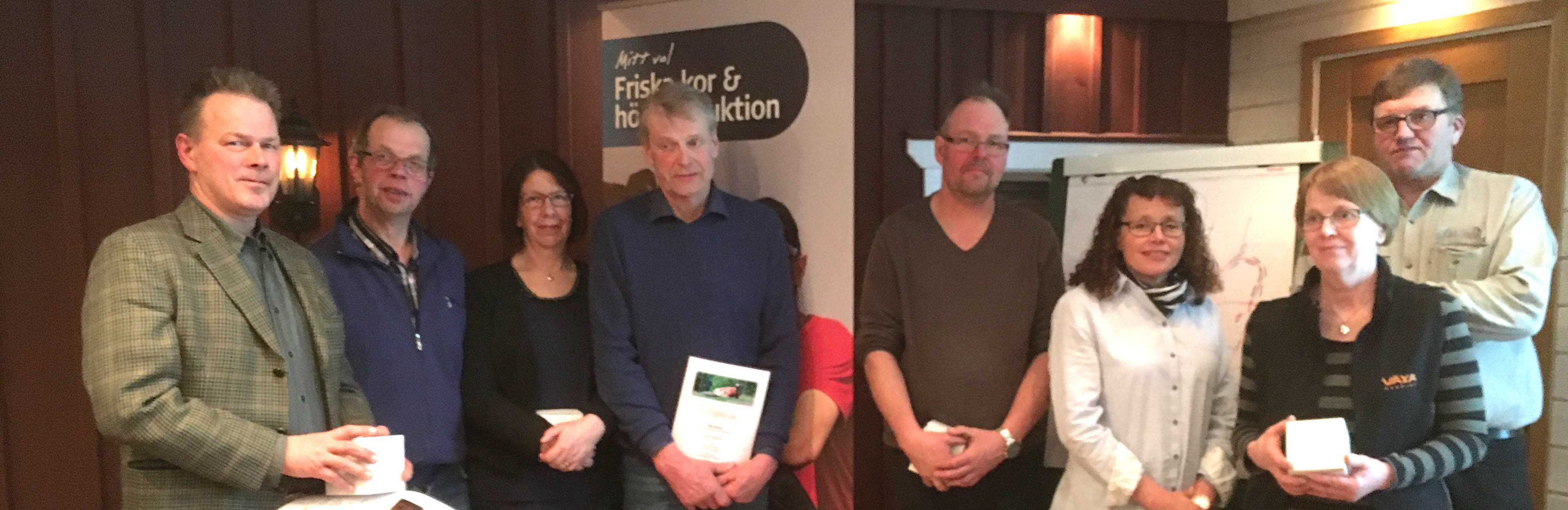 Gruppbild från prisutdelningen kvällens hundratonnare